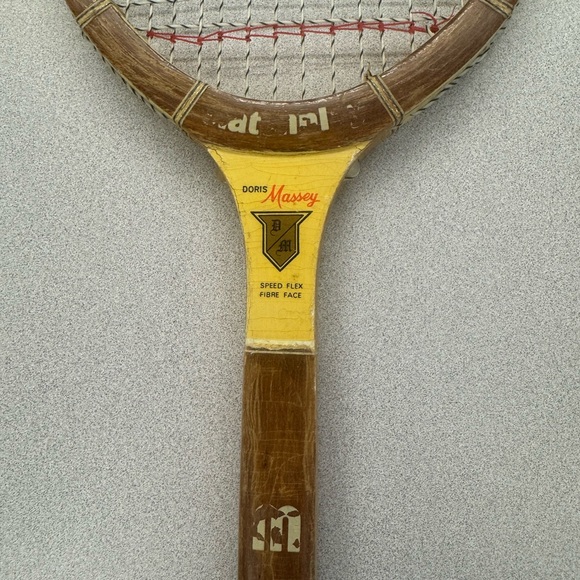 Vintage Wilson Doris Massey Signature Wooden Tennis Racket - Picture 2 of 11
